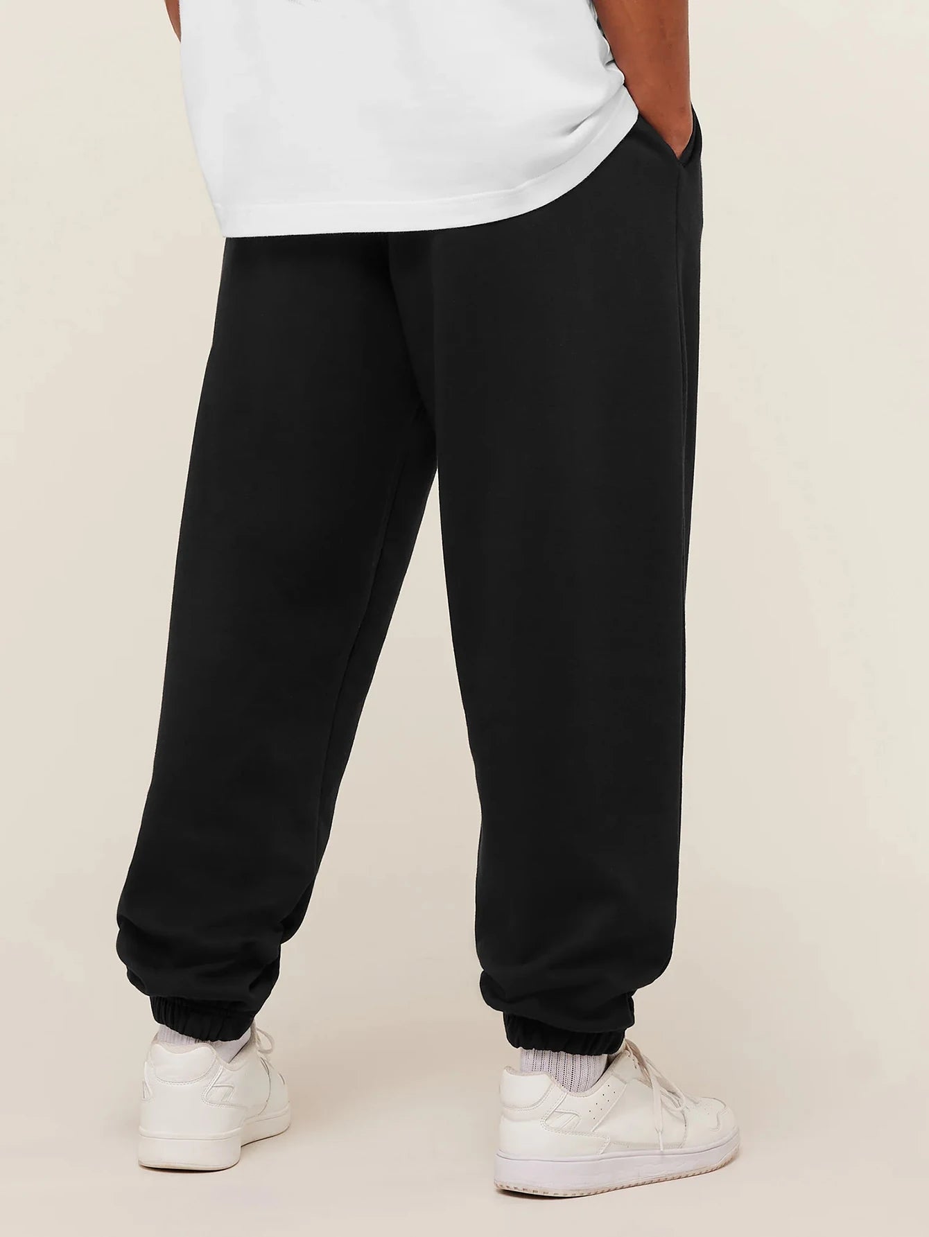 Men's Cuffed Essential Straight Leg Joggers - Black